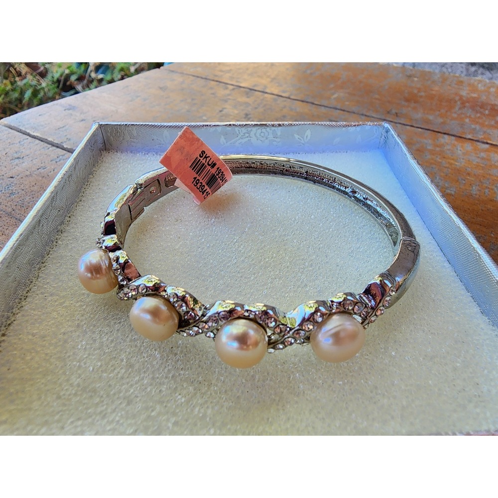 Faux Pearl Rhinestone Hinged Bangle Bracelet Silver Tone w/ Box - Picture 4 of 13